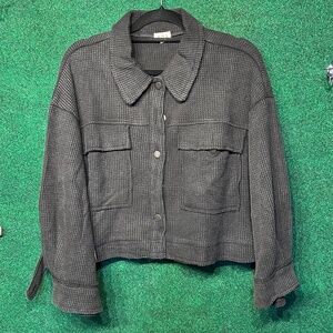 382 Pol large thermal crop top button down